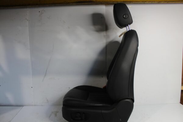 Land Rover L550 Discovery Sport Front Left Passenger Seat Assembly