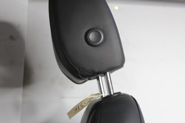 Land Rover L550 Discovery Sport Front Left Passenger Seat Assembly
