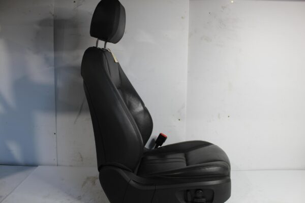 Land Rover L550 Discovery Sport Front Right Drivers Seat Assembly