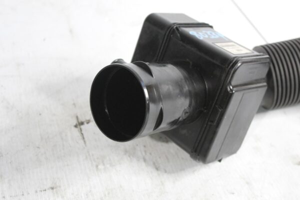 Range Sport Sport L494 3.0L LH Left Air Intake Pipe Duct LR063056