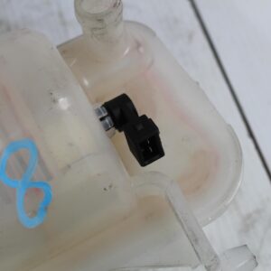 Range Rover L494 Sport Coolant Overflow Tank Bottle LR034654, LR181676 - Image 10
