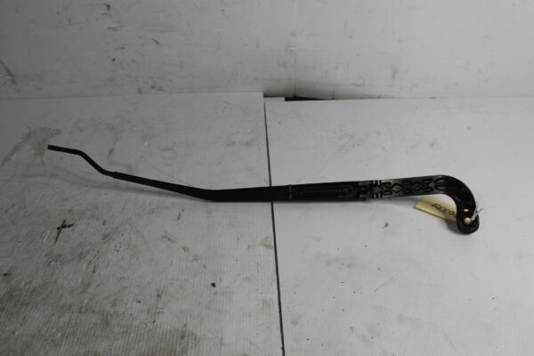 Range Rover Sport L494 LH Left Wiper Arm LR066986, CPLA17526BF