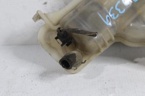 Range Rover L494 Sport Coolant Overflow Tank Bottle LR034654, LR181676, CPLA8A080AA, CPLA8A080AB