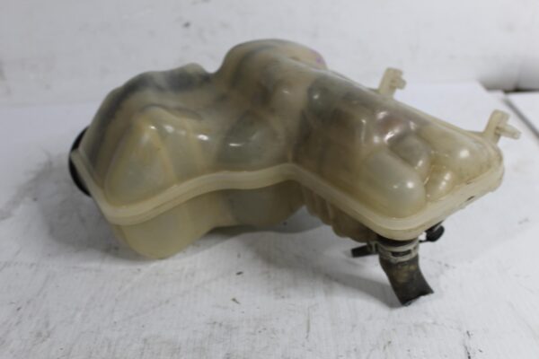 Range Rover L494 Sport Coolant Overflow Tank Bottle LR034654, LR181676, CPLA8A080AA, CPLA8A080AB