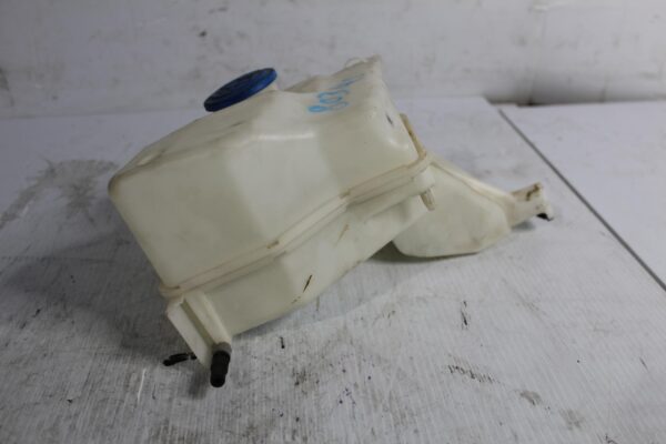 Range Rover L494 Sport Windscreen Washer Tank Reservoir LR037566