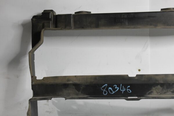 Range Rover Sport L494 Main Air Guide Shroud LR061740, LR084885, FPLA8C464AC, FPLA8C464AE