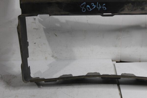 Range Rover Sport L494 Main Air Guide Shroud LR061740, LR084885, FPLA8C464AC, FPLA8C464AE