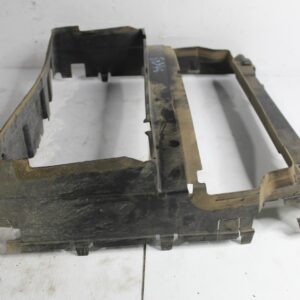 Range Rover Sport L494 Main Air Guide Shroud LR061740, LR084885, FPLA8C464AC, FPLA8C464AE - Image 9
