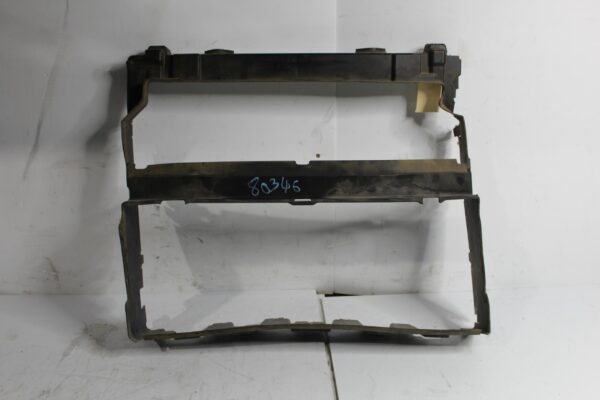 Range Rover Sport L494 Main Air Guide Shroud LR061740, LR084885, FPLA8C464AC, FPLA8C464AE