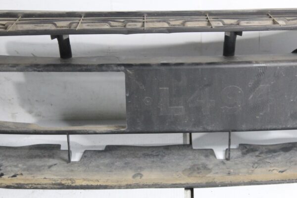 Range Rover L494 Sport Front Lower Air Guide Deflector LR043739, DK62001A04AB
