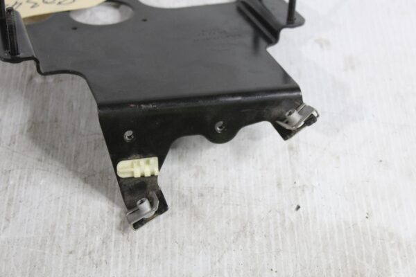 Range Rover Sport L494 ECU Engine Control Unit Bracket LR086924, CPLA12A659AB