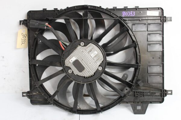 Land Rover L550 Discovery Sport Single Radiator Fan LR072085, LR099669, GJ328C607BB, GJ328C607BC