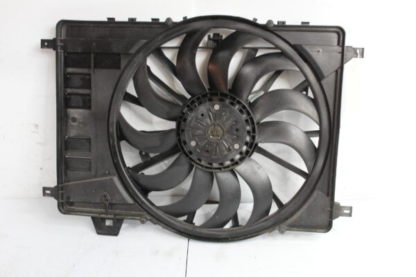 Land Rover L550 Discovery Sport Single Radiator Fan LR072085, LR099669, GJ328C607BB, GJ328C607BC