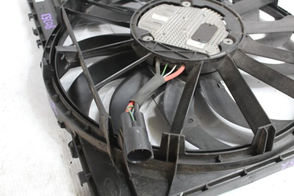 Land Rover L550 Discovery Sport Single Radiator Fan LR072085, LR099669, GJ328C607BB, GJ328C607BC