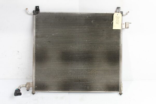 Range Rover Sport L494 3.0L Auxiliary Radiator Cooler LR062430, LR106644