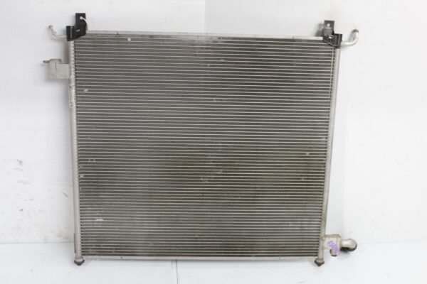 Range Rover Sport L494 3.0L Auxiliary Radiator Cooler LR062430, LR106644