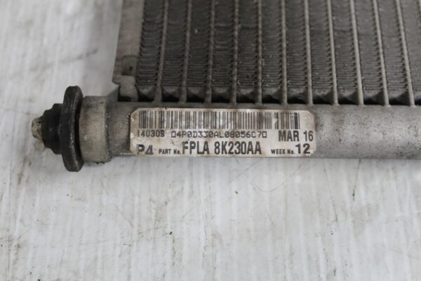 Range Rover Sport L494 3.0L Auxiliary Radiator Cooler LR062430, LR106644