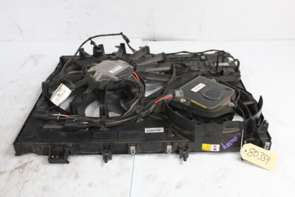 Range Rover Sport L494 3.0L Radiator Fan Assembly LR072554, LR084439