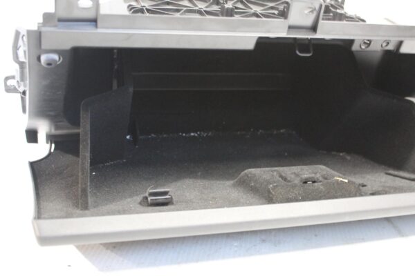 Land Rover L550 Discovery Sport Glove Box Compartment LR092309