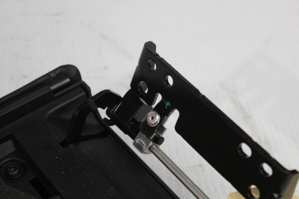 Land Rover L550 Discovery Sport Centre Console Arm Rest LR076393, LR102233