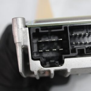 Land Rover L550 Discovery Sport Mid-Performance Amplifier LR076681, LR107811 - Image 6