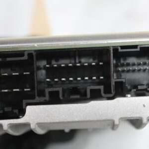 Land Rover L550 Discovery Sport Mid-Performance Amplifier LR076681, LR107811 - Image 7