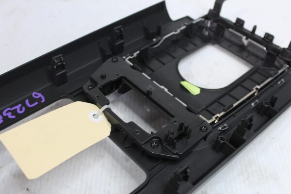 Land Rover L550 Discovery Sport Centre Console Trim Panel LR072473, LR112079