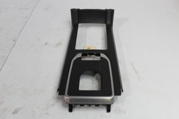 Land Rover L550 Discovery Sport Centre Console Trim Panel LR072473, LR112079