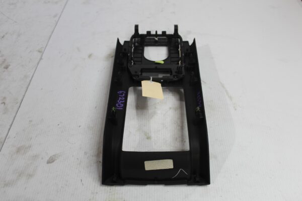 Land Rover L550 Discovery Sport Centre Console Trim Panel LR072473, LR112079