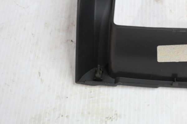 Land Rover L550 Discovery Sport Centre Console Trim Panel LR072473, LR112079
