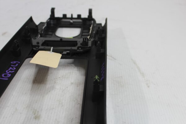 Land Rover L550 Discovery Sport Centre Console Trim Panel LR072473, LR112079