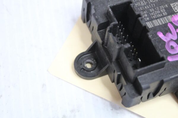 Land Rover L550 Discovery Sport Front RH Door Control Unit LR092132