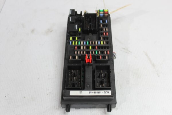 Land Rover L550 Discovery Sport BCM Junction Box LR078822, FK7214F041AE