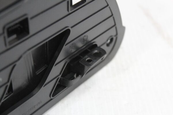Land Rover L550 Discovery Sport Cup Holder Box Unit LR060724, LR096831