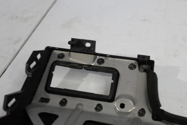 Land Rover L550 Discovery Sport Driver Knee Airbag Unit LR026034