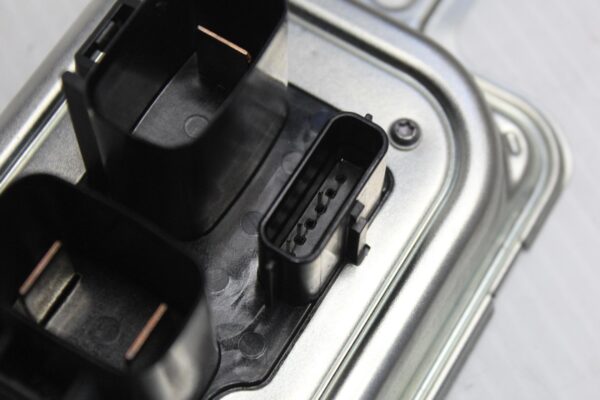 Land Rover L550 Discovery Sport Stop Start Voltage Sensor Module LR079623
