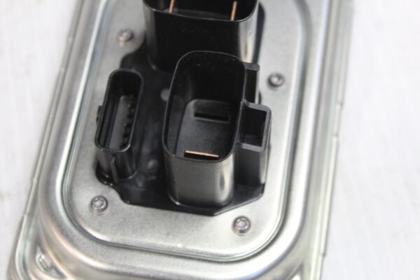 Land Rover L550 Discovery Sport Stop Start Voltage Sensor Module LR079623