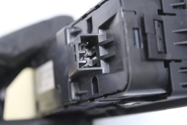 Land Rover L550 Discovery Sport Drivers Window Master Switch LR085483, LR180661