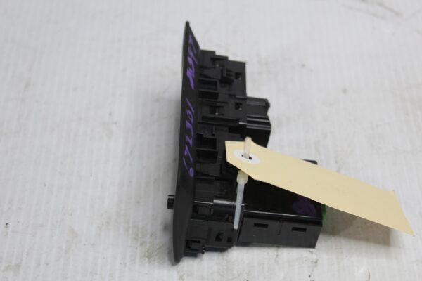 Land Rover L550 Discover Sport Headlight Control Switch LR088270, GK7211654CB