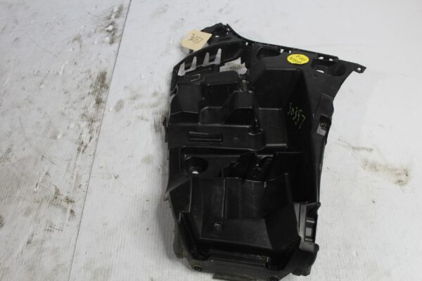 BMW F40 1 Series RHR Right Hand Rear Bumper Guide Support Bracket 51128072576