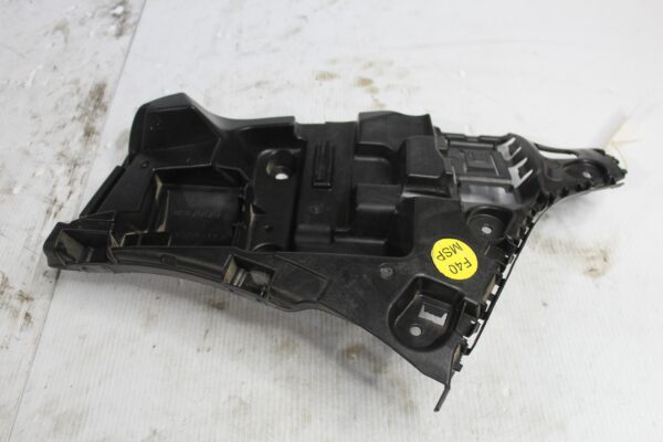 BMW F40 1 Series RHR Right Hand Rear Bumper Guide Support Bracket 51128072576