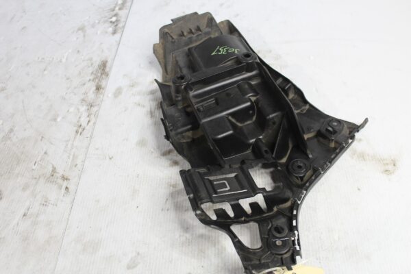 BMW F40 1 Series RHR Right Hand Rear Bumper Guide Support Bracket 51128072576