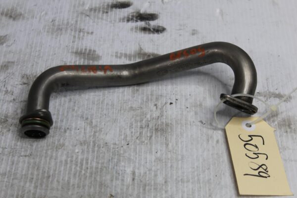 Porsche 955 957 Cayenne Turbo 4.8L Engine Oil Pipe 94810703101, 94810703105