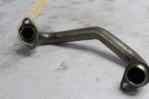 Porsche 955 957 Cayenne Turbo 4.8L Engine Oil Pipe 94810703101, 94810703105