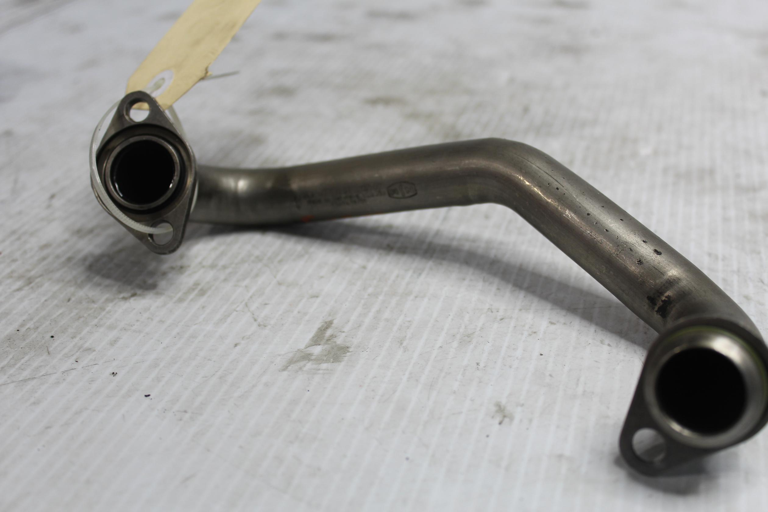 Porsche 955 957 Cayenne Turbo 4.8L Engine Oil Pipe 94810703101, 94810703105 - Image 9