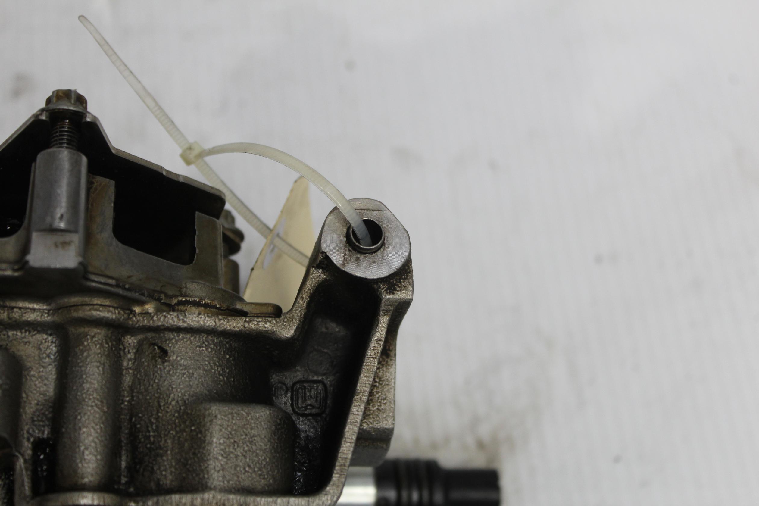Porsche 955 957 Cayenne Turbo 4.8 Oil Pump 94810701355, 94810701356 - Image 13