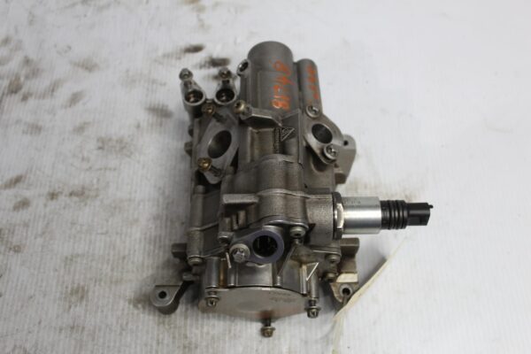 Porsche 955 957 Cayenne Turbo 4.8 Oil Pump 94810701355, 94810701356
