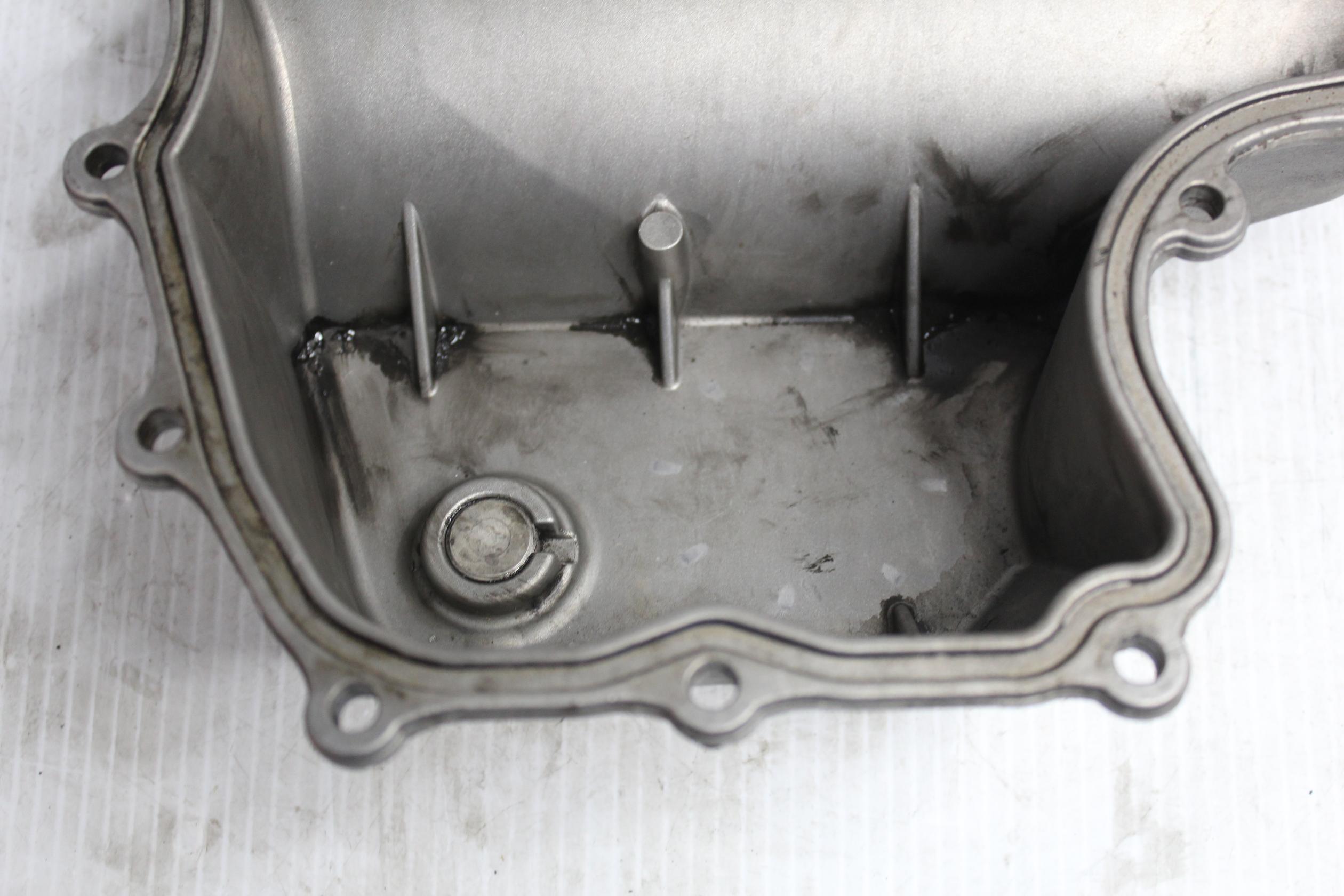 Porsche 955 957 Cayenne Turbo 4.8L Lower Engine Oil Sump 95532102501 - Image 12