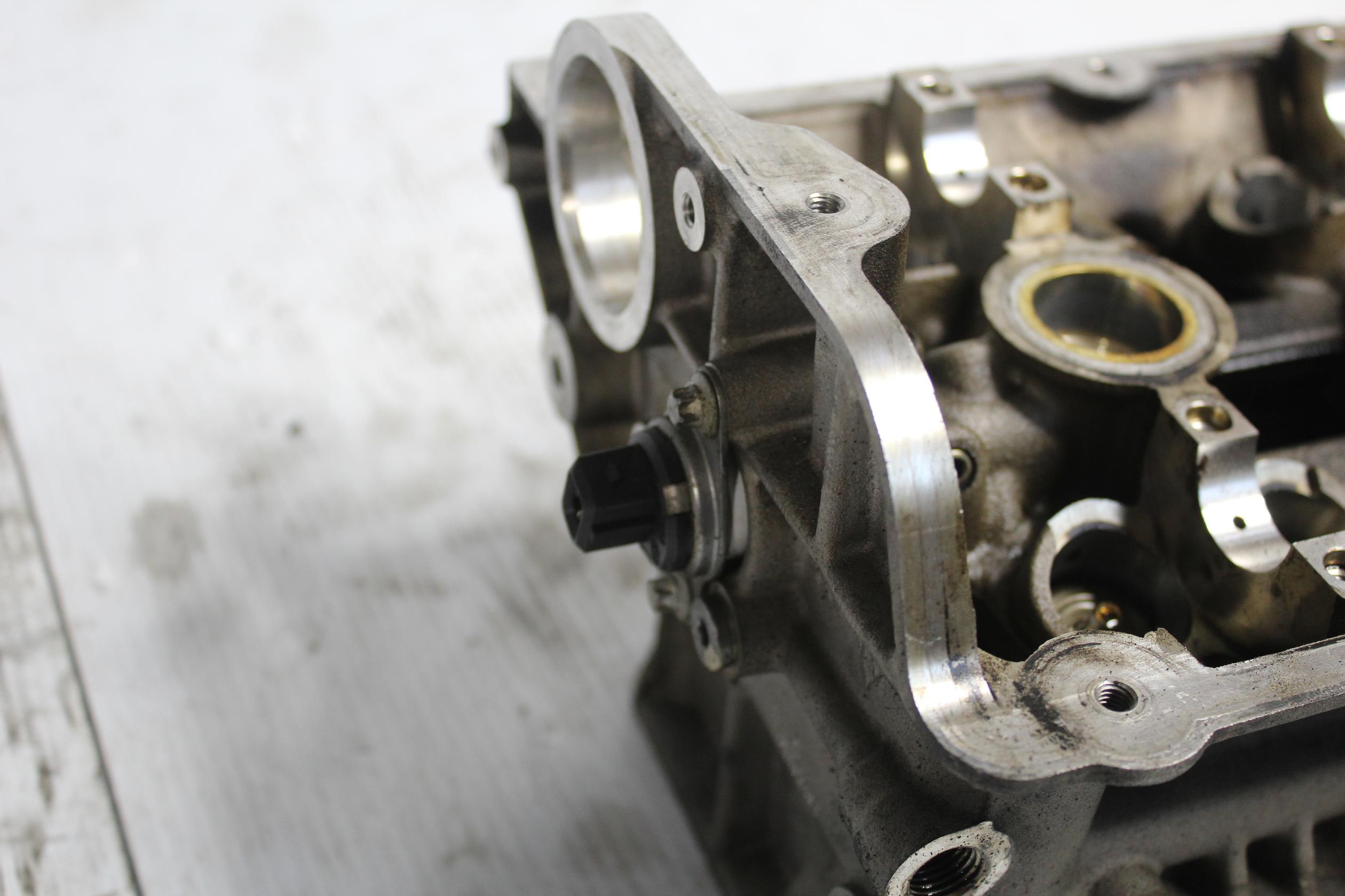 Porsche 957 Cayenne 4.8L GTS Turbo RH 1-4 Cylinder Head 94810401556, 9481041053R - Image 12