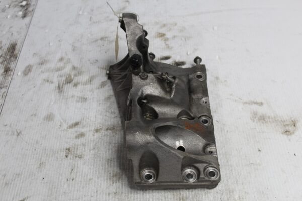 Porsche 957 Cayenne Turbo Left Engine Mount Bracket Support 94810201500